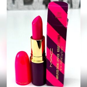 MAC: Nutcracker Holiday: Amplified Crème Lipstick: Saucy Little Darling 🩷 New!